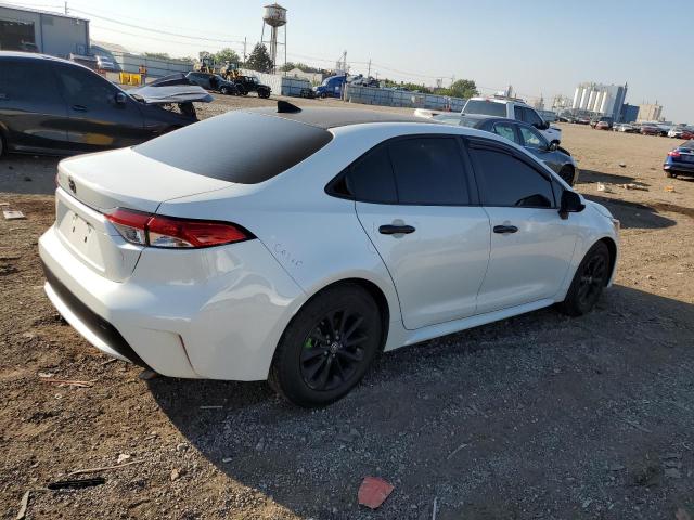 JTDHPRAE1LJ062468 - 2020 TOYOTA COROLLA LE WHITE photo 3