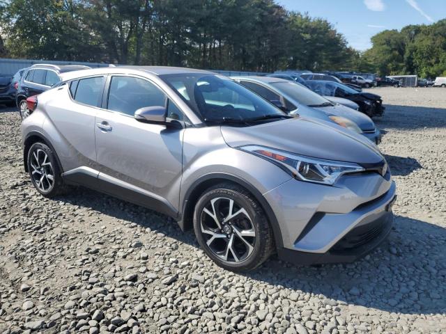 NMTKHMBX4JR005542 - 2018 TOYOTA C-HR XLE Plata foto 4