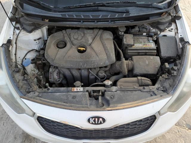 KNAFX4A65E5218295 - 2014 KIA FORTE LX WHITE photo 11