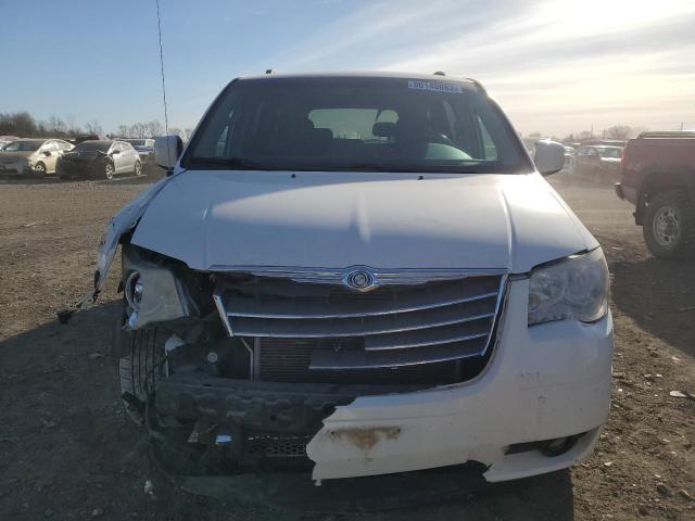2A4RR5D14AR309534 - 2010 CHRYSLER TOWN & COU TOURING WHITE photo 5