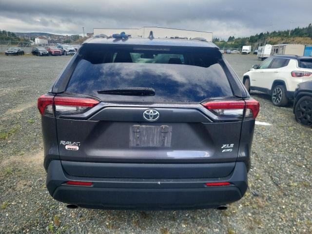 2T3R1RFV8RC406355 - 2024 TOYOTA RAV4 XLE رمادي صورة 6