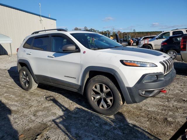 1C4PJMBS5GW203183 - 2016 JEEP CHEROKEE TRAILHAWK WHITE photo 4