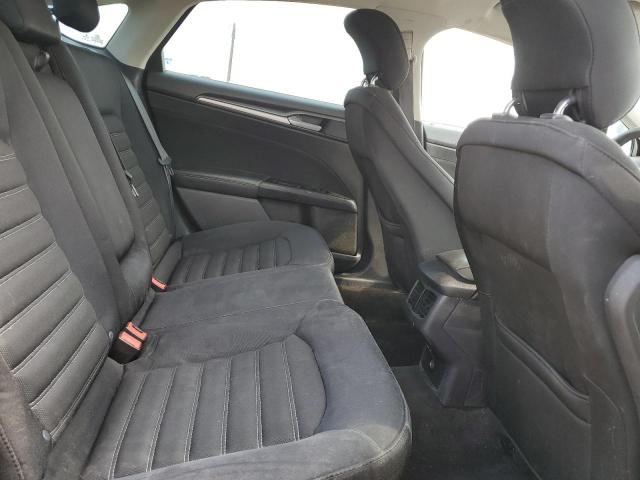 3FA6P0H72ER105188 - 2014 FORD FUSION SE WHITE photo 10