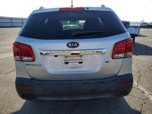 5XYKT4A15BG063851 - 2011 KIA SORENTO BASE SILVER photo 6