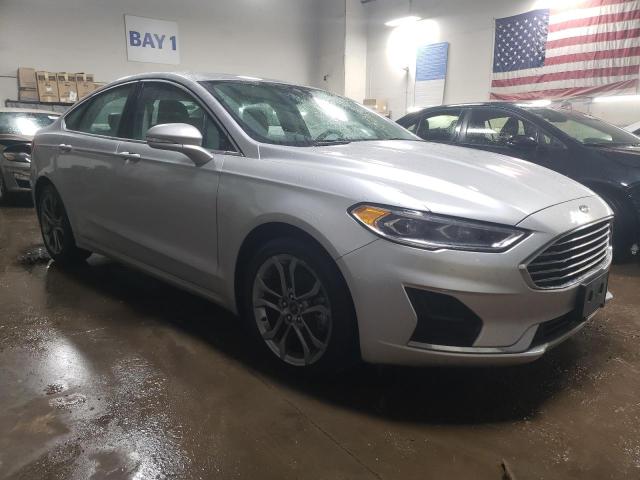 3FA6P0CD6KR272582 - 2019 FORD FUSION SEL SILVER photo 4