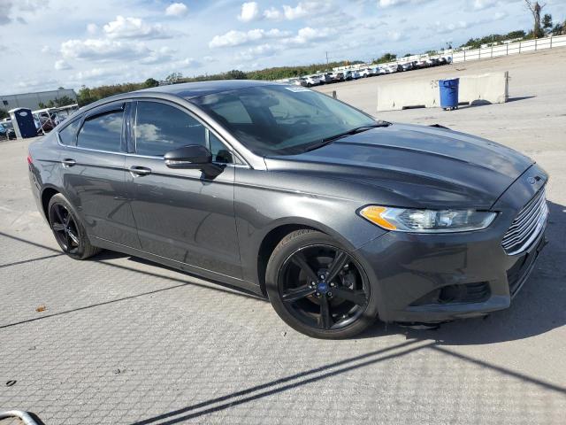 3FA6P0H70GR223386 - 2016 FORD FUSION SE CHARCOAL photo 4