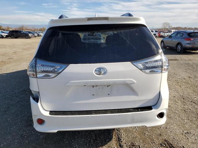 5TDXZ3DC2KS985721 - 2019 TOYOTA SIENNA SE WHITE photo 6