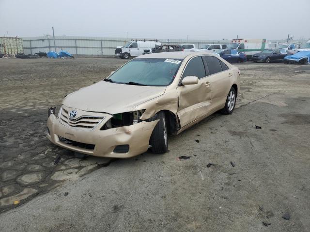 4T1BF3EK6BU717562 - 2011 TOYOTA CAMRY BASE GOLD photo 1