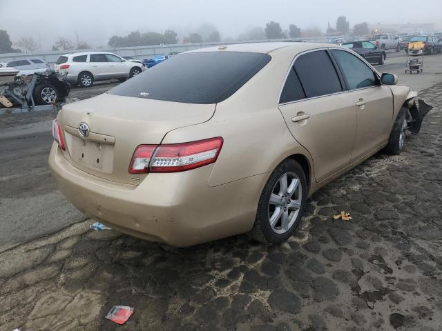 4T1BF3EK6BU717562 - 2011 TOYOTA CAMRY BASE GOLD photo 3