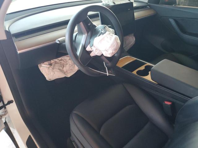 7SAYGDEE6NF442089 - 2022 TESLA MODEL Y Weiß Foto 8