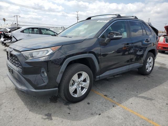 2020 TOYOTA RAV4 XLE, null