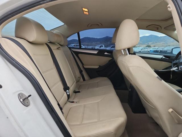 3VWD07AJ0EM372005 - 2014 VOLKSWAGEN JETTA SE თეთრი ფოტო 10