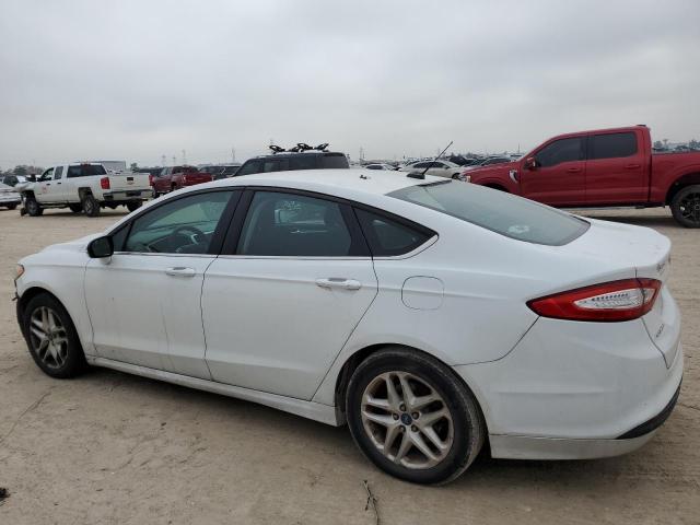 3FA6P0H7XDR251014 - 2013 FORD FUSION SE WHITE photo 2