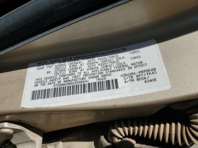5TEGN92N92Z098641 - 2002 TOYOTA TACOMA DOUBLE CAB PRERUNNER GOLD photo 12