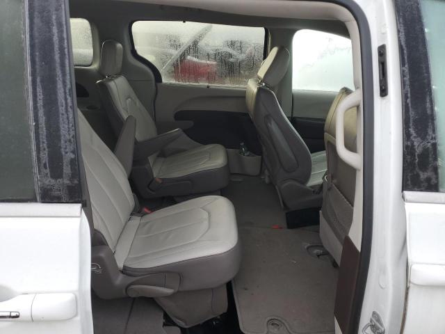 2C4RC1BG3HR787879 - 2017 CHRYSLER PACIFICA TOURING L WHITE photo 11