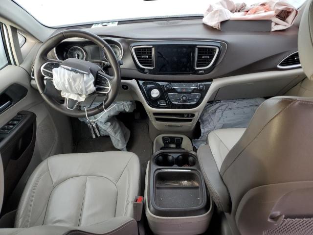 2C4RC1BG3HR787879 - 2017 CHRYSLER PACIFICA TOURING L WHITE photo 8