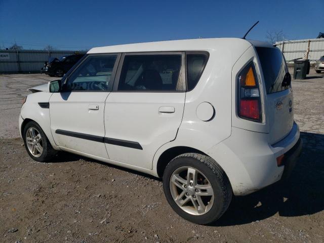 KNDJT2A24A7138818 - 2010 KIA SOUL + WHITE photo 2