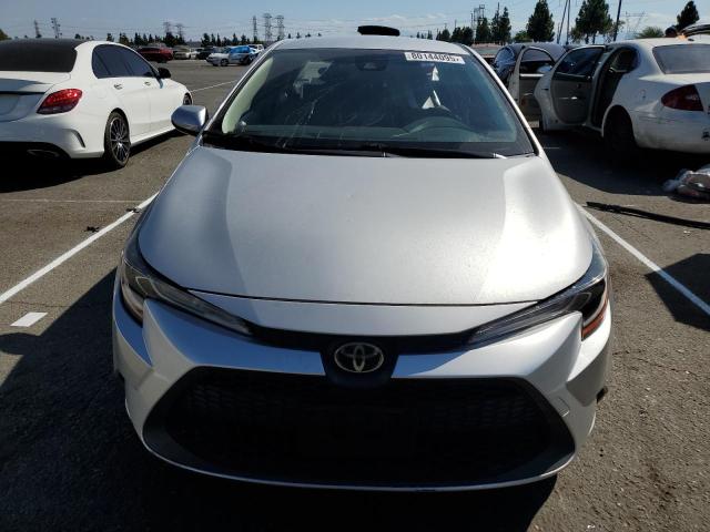 JTDEPRAE2LJ019969 - 2020 TOYOTA COROLLA LE SILVER photo 5