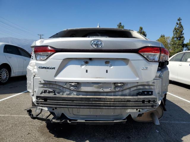 JTDEPRAE2LJ019969 - 2020 TOYOTA COROLLA LE SILVER photo 6