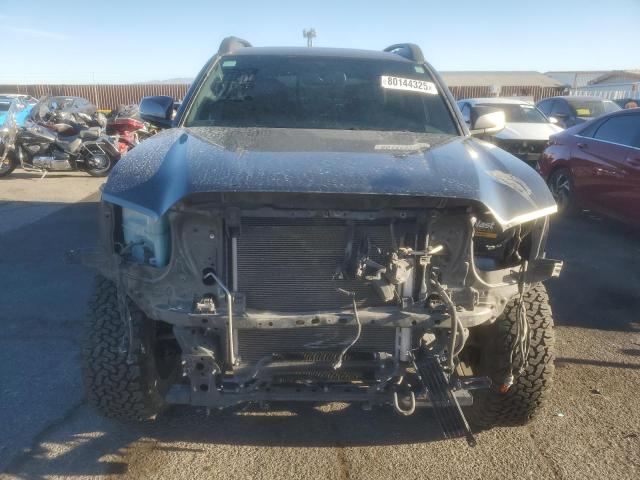 3TMGZ5AN2GM025243 - 2016 TOYOTA TACOMA DOUBLE CAB GRAY photo 5