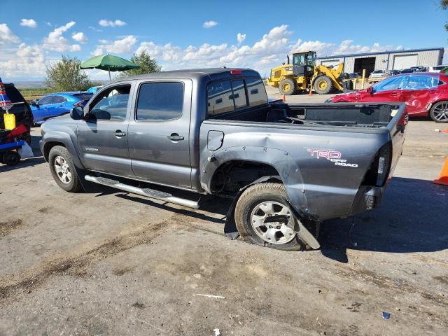 5TELU4EN2AZ689540 - 2010 TOYOTA TACOMA DOUBLE CAB GRAY photo 2