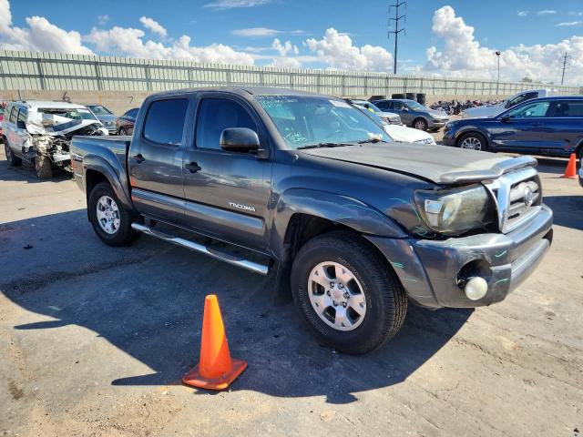5TELU4EN2AZ689540 - 2010 TOYOTA TACOMA DOUBLE CAB GRAY photo 4