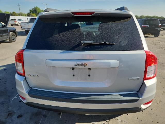 1J4NF1FB0BD145547 - 2011 JEEP COMPASS SPORT Серебристый фото 6