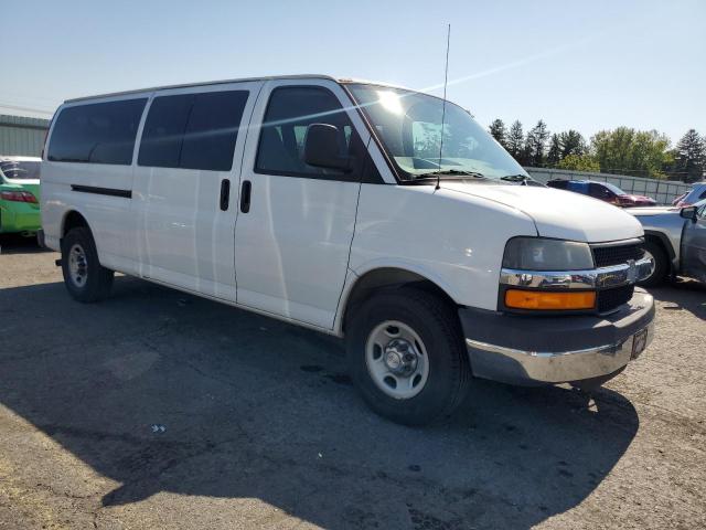 1GAHG39KX81226016 - 2008 CHEVROLET EXPRESS G3 BLACK photo 4