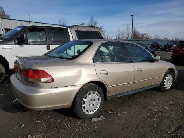 1HGCG56462A119119 - 2002 HONDA ACCORD LX GOLD photo 3