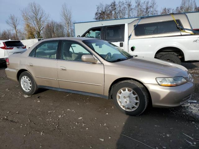 1HGCG56462A119119 - 2002 HONDA ACCORD LX GOLD photo 4