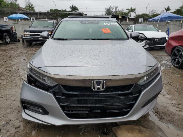 1HGCV1F60JA003560 - 2018 HONDA ACCORD EXL SILVER photo 5