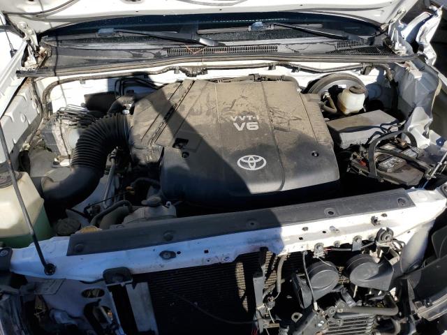 5TFJU4GN7BX007832 - 2011 TOYOTA TACOMA DOUBLE CAB PRERUNNER WHITE photo 11