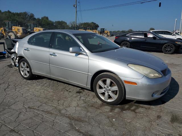 JTHBA30G155066781 - 2005 LEXUS ES 330 银色 照片 4