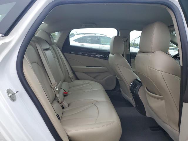 1G4ZN5SS0HU155443 - 2017 BUICK LACROSSE PREFERRED WHITE photo 10