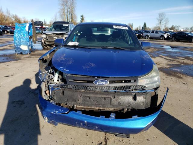 1FAHP3GN3AW263265 - 2010 FORD FOCUS SES BLUE photo 5