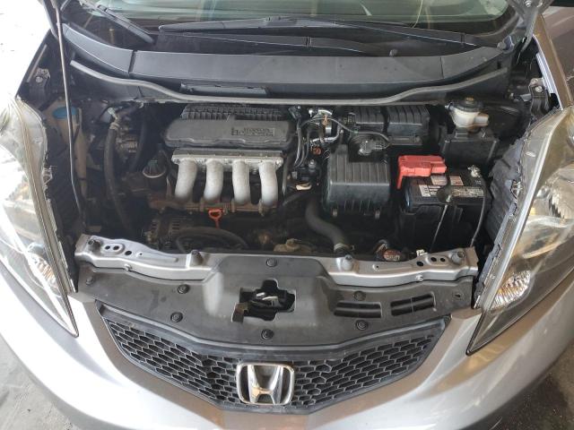 JHMGE88299C006572 - 2009 HONDA FIT SILVER photo 11