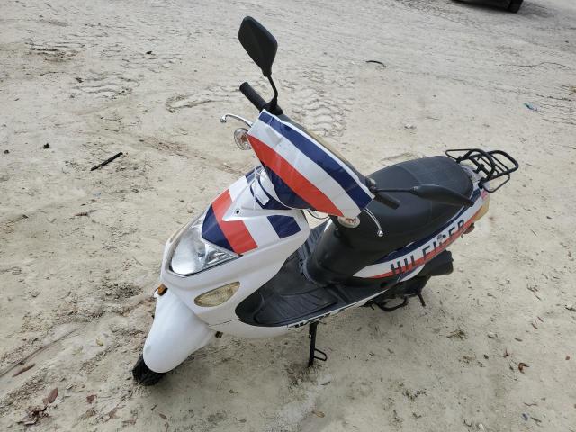 L5YACBPZ5K1108647 - 2019 TAIZ MOTORCYCLE WHITE photo 2