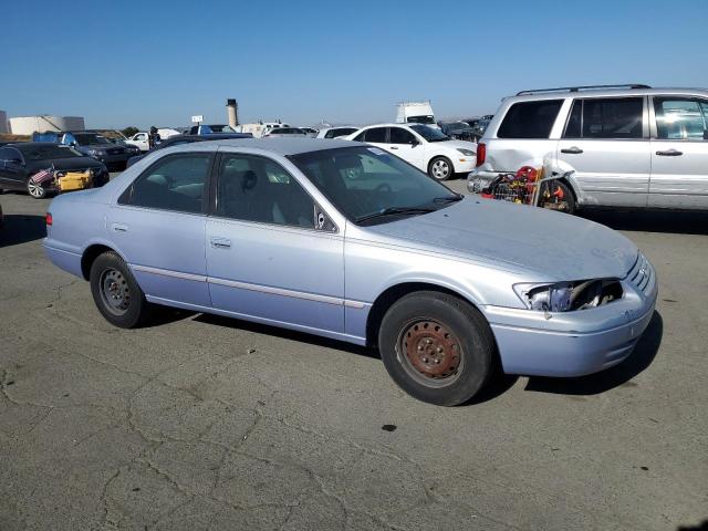 JT2BG22K5W0202221 - 1998 TOYOTA CAMRY CE SILVER photo 4