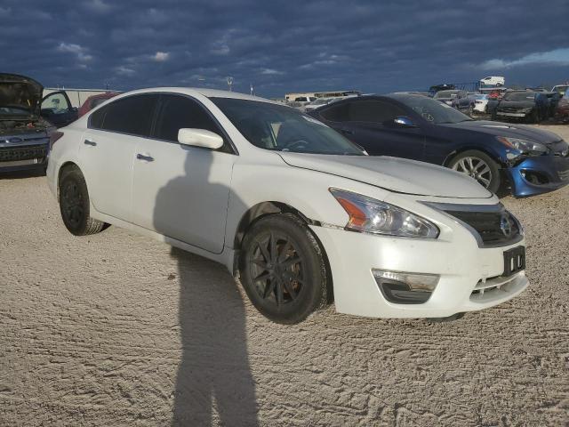 1N4AL3AP8FN336683 - 2015 NISSAN ALTIMA 2.5 WHITE photo 4