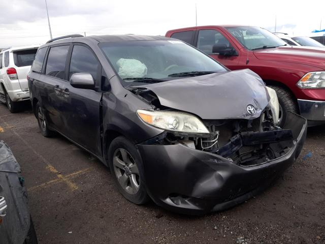 5TDKK3DC0BS132734 - 2011 TOYOTA SIENNA LE GRAY photo 4