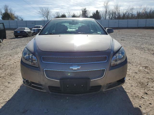 1G1ZE5EB4AF140902 - 2010 CHEVROLET MALIBU LTZ 灰色 照片 5