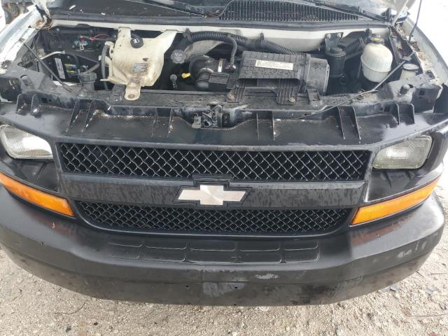 1GCGG25C581170577 - 2008 CHEV EXPRESS G2500 WHITE photo 12