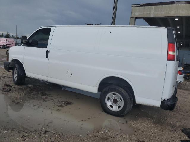 1GCGG25C581170577 - 2008 CHEV EXPRESS G2500 WHITE photo 2