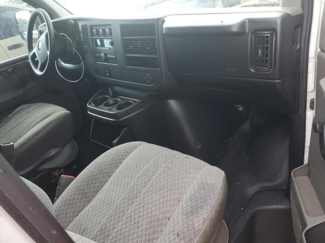 1GCGG25C581170577 - 2008 CHEV EXPRESS G2500 WHITE photo 8