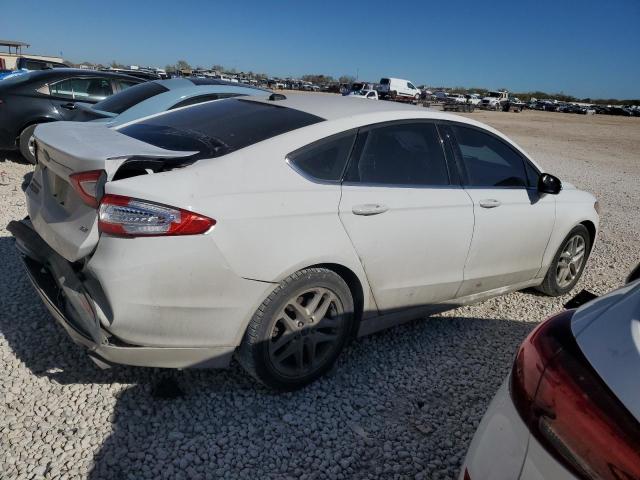 3FA6P0H72FR100123 - 2015 FORD FUSION SE WHITE photo 3