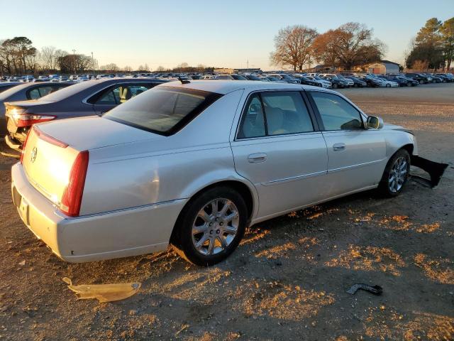 1G6KD57Y28U140998 - 2008 CADILLAC DTS WHITE photo 3