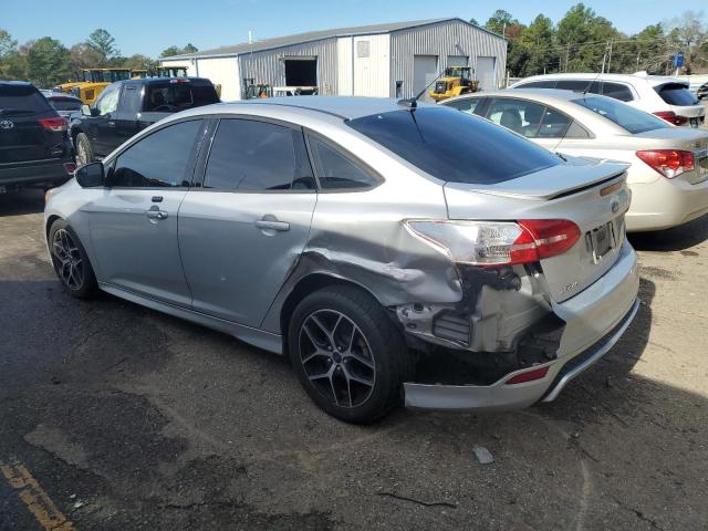 1FADP3F22GL208032 - 2016 FORD FOCUS SE SILVER photo 2