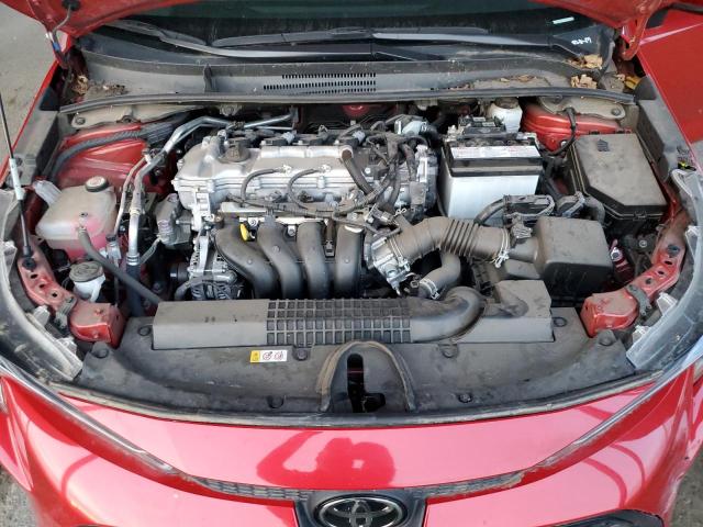 5YFEPMAE9MP206139 - 2021 TOYOTA COROLLA LE RED photo 11