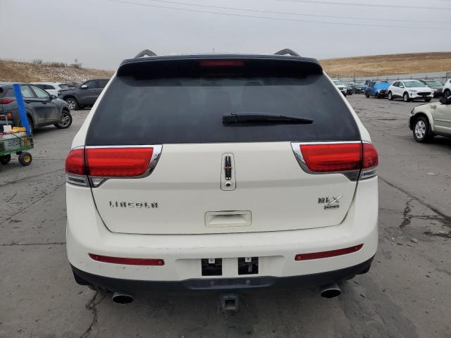 2LMDJ8JK1CBL00825 - 2012 LINCOLN MKX WHITE photo 6