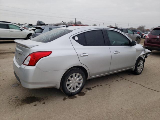 3N1CN7AP9JL869819 - 2018 NISSAN VERSA S SILVER photo 3